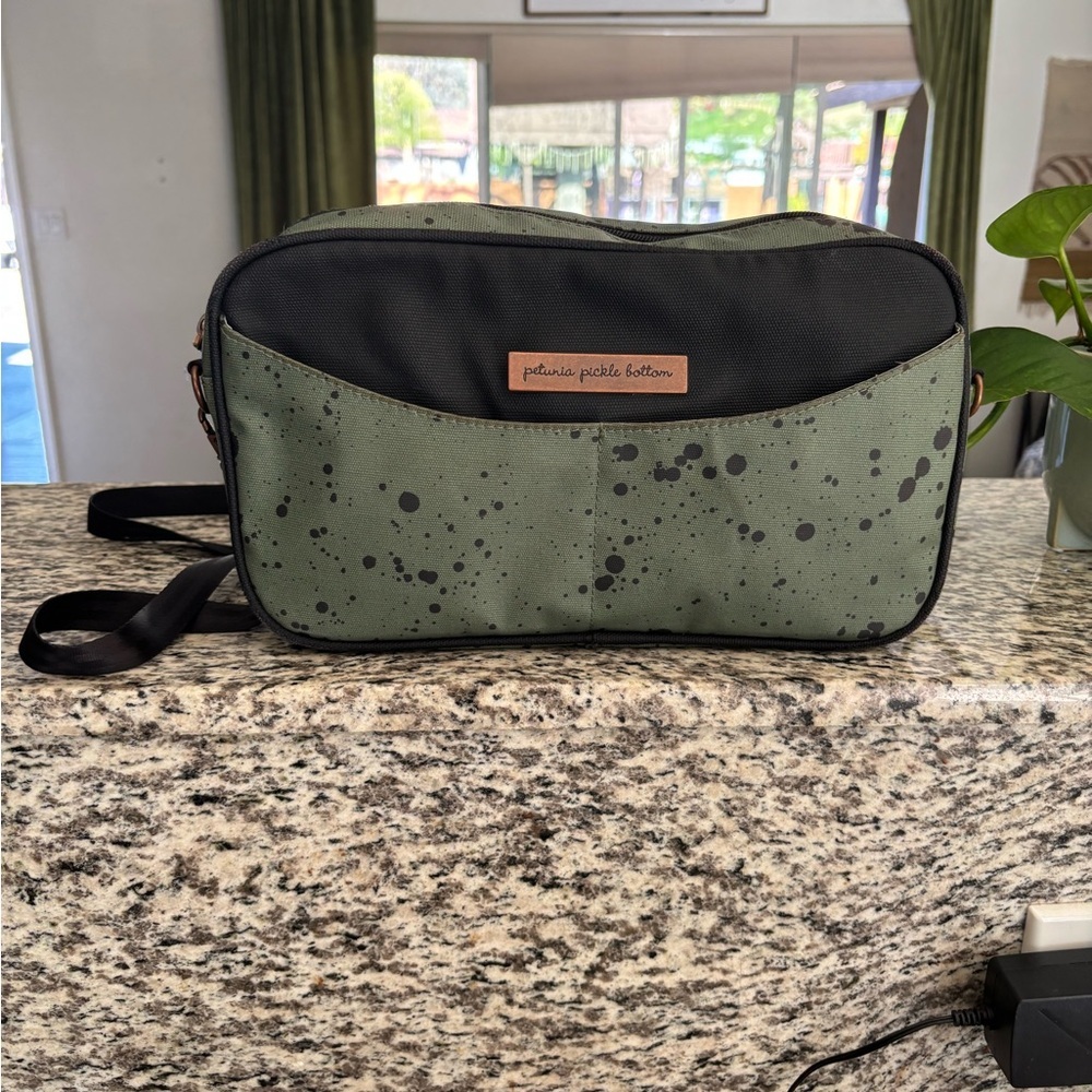 Petunia Pickle Bottom Companion Clutch Diaper Bag